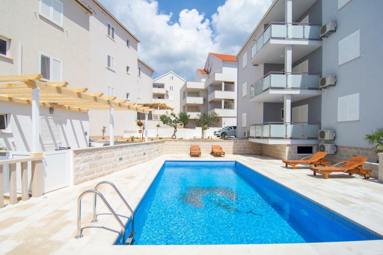 Apartments Sara 3 Bol Exteriér fotografie